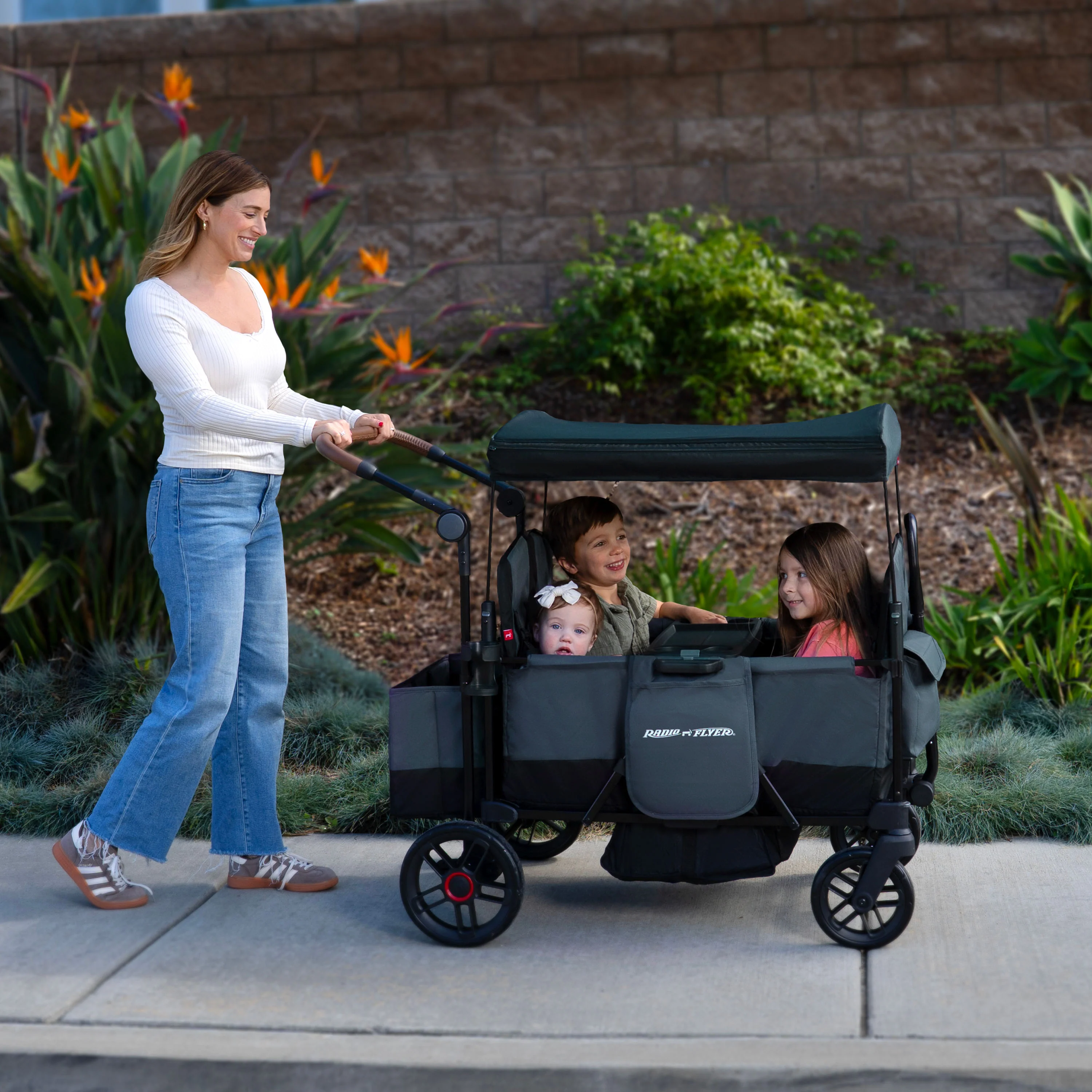 Pathfinder+™ 4-Seat Stroller Wagon - Image 5